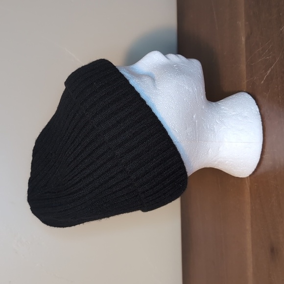 Armani Exchange Unisex Black Hat VINTAGE KNIT BEANIE HAT one size - Picture 5 of 7